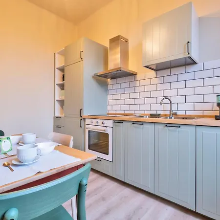 My Honeyed Corner Appartement *