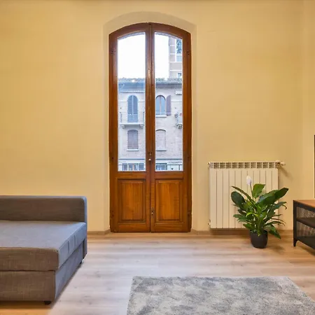 My Honeyed Corner * Siena