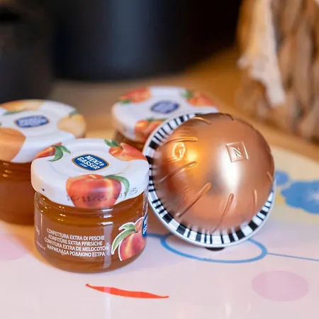 Apartment My Honeyed Corner *