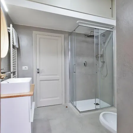 My Honeyed Corner Apartment Siena